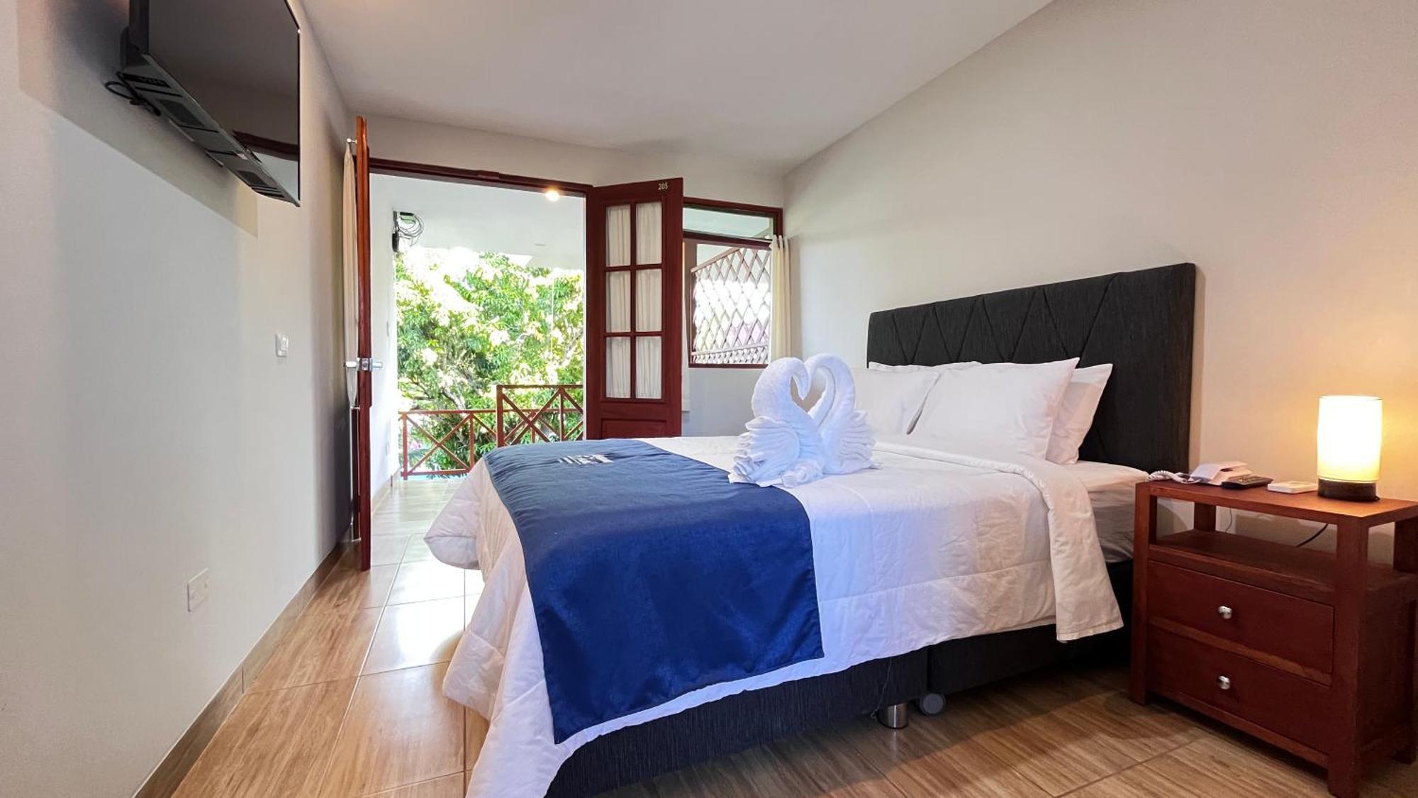Laguna Azul Hotel & Suites Sauce Ngoại thất bức ảnh