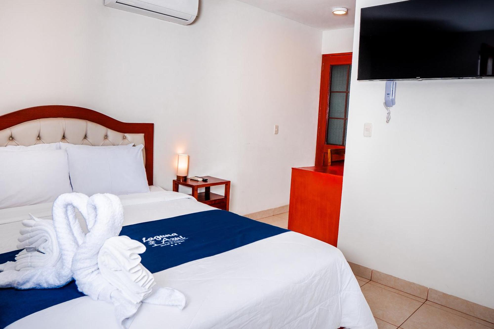 Laguna Azul Hotel & Suites Sauce Ngoại thất bức ảnh
