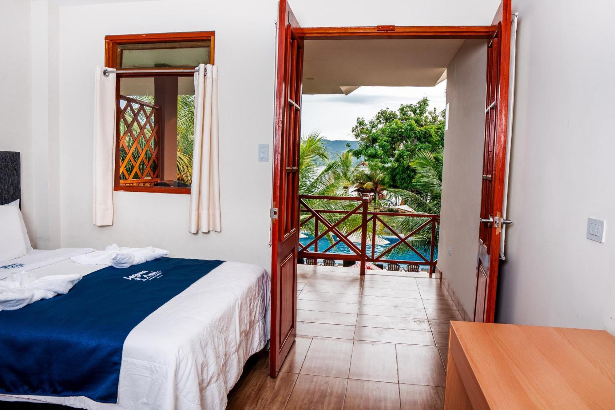 Laguna Azul Hotel & Suites Sauce Ngoại thất bức ảnh
